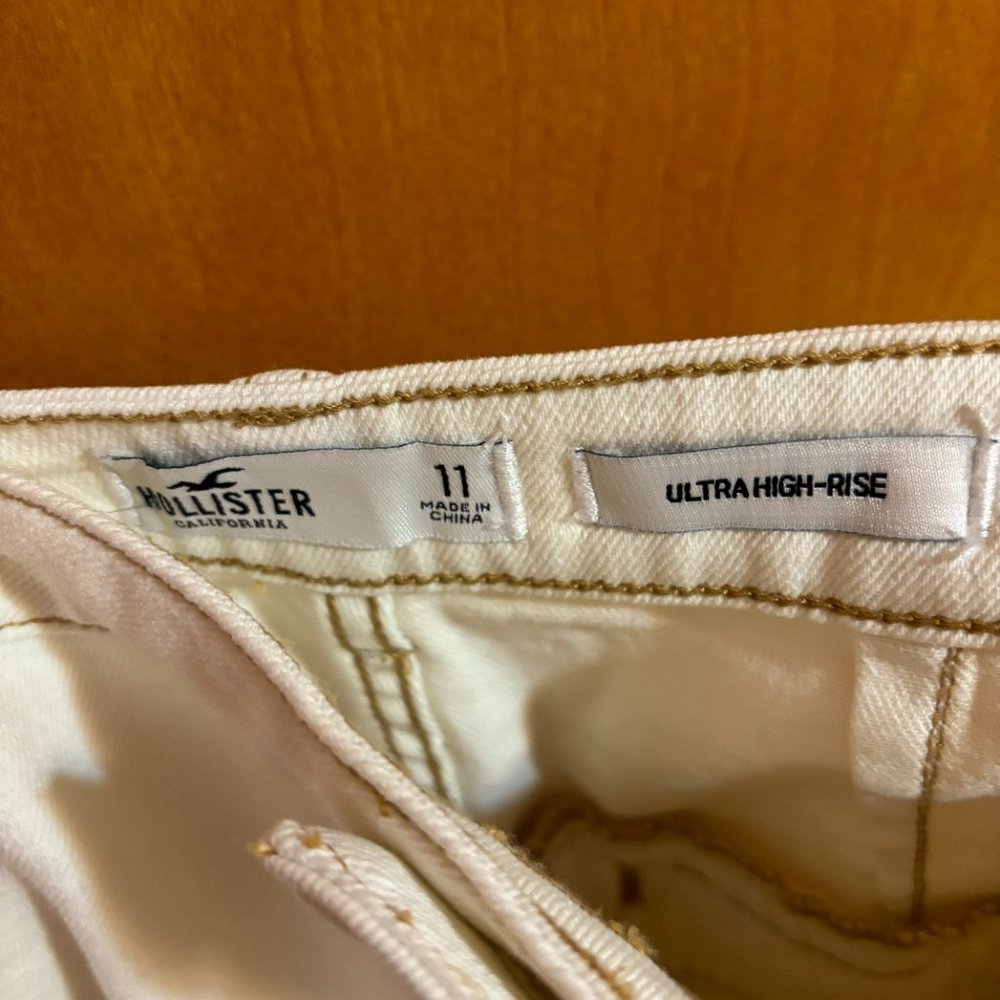 Hollister Ultra High Rise White Denim Skirt - Picture 10 of 11